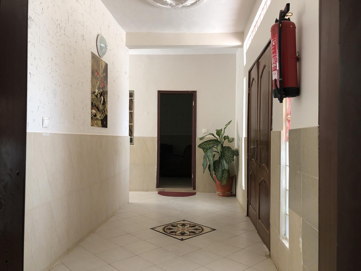 Residence La Suite Сент Луис Екстериор снимка